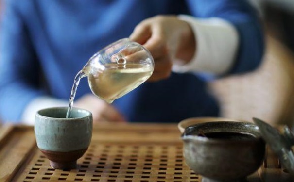 保健养生茶有哪些(常见的保健茶有哪些？)_QQ问问生活